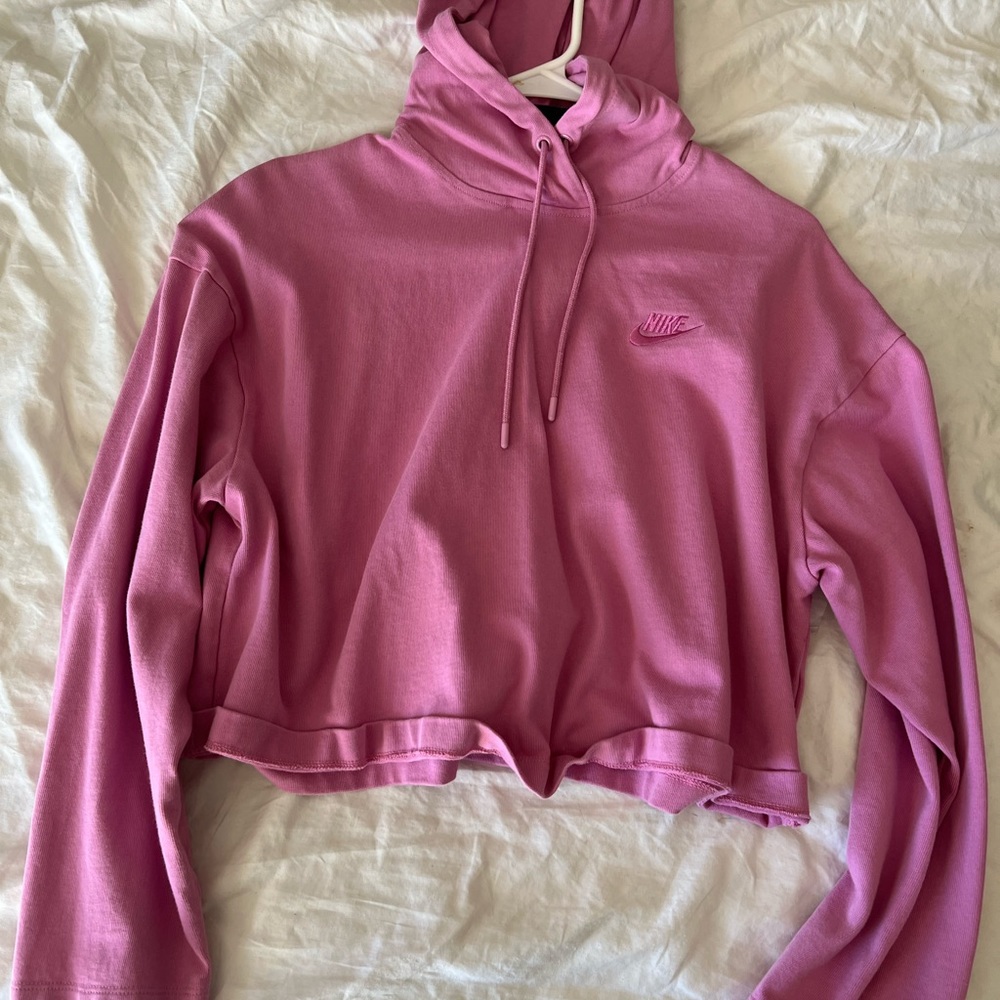 Nike cropped sweater top